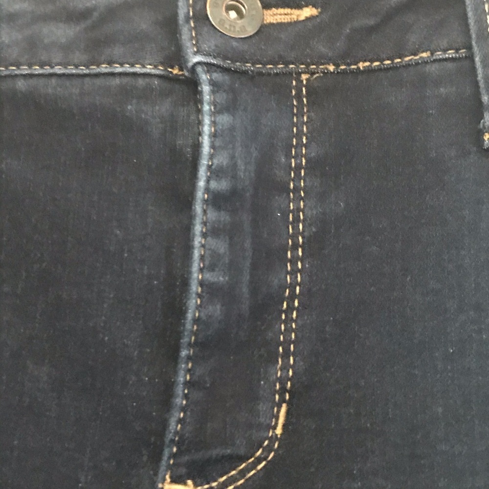 Jeans - Picture 2 of 3